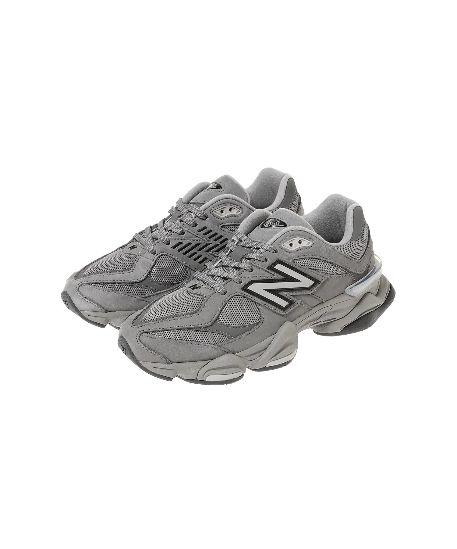 90/60 ZGB New Balance Black Leather Sneakers