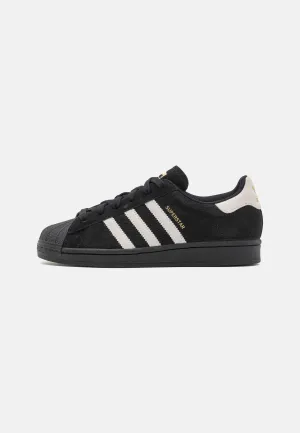 adidas superstar original Comfy Sneakers