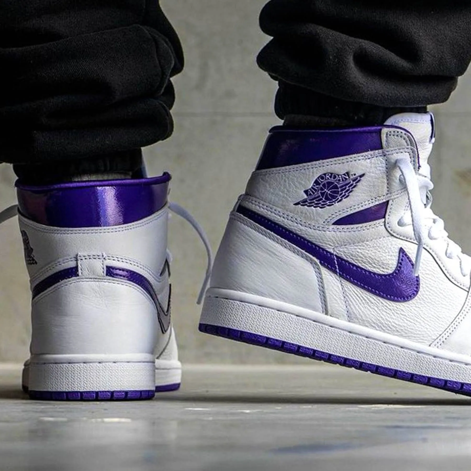 Air Jordan 1 High OG Wmns 'Court Purple' Asics Gel-1130 Sportstyle Shoes