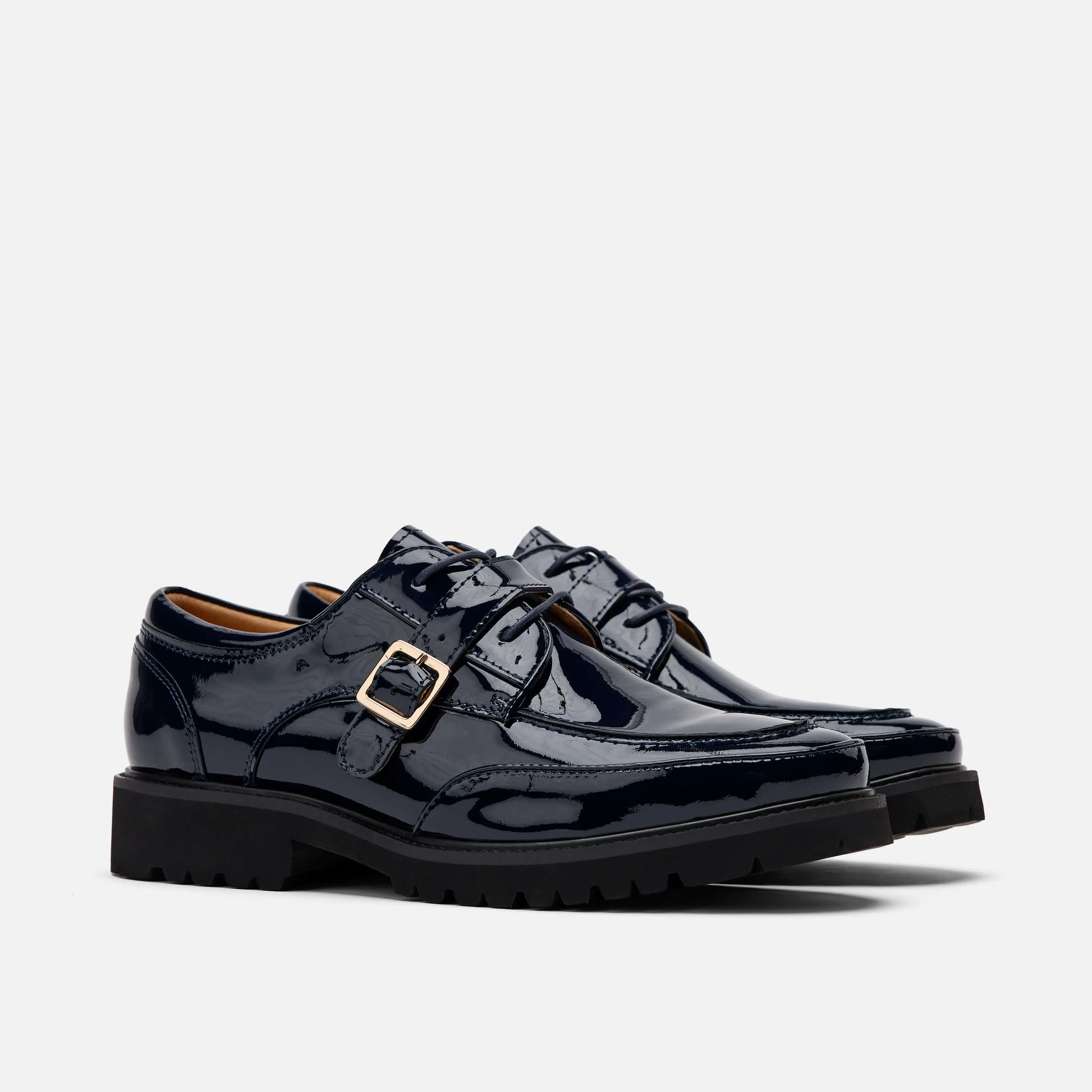 Zerogrand Laser Wing Oxford Ms. Atlas Navy Patent Leather Lug Derby