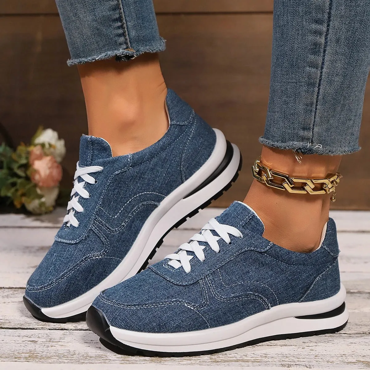Loci Sneakers Briseis - Stylish Denim Platform Sneakers for Women