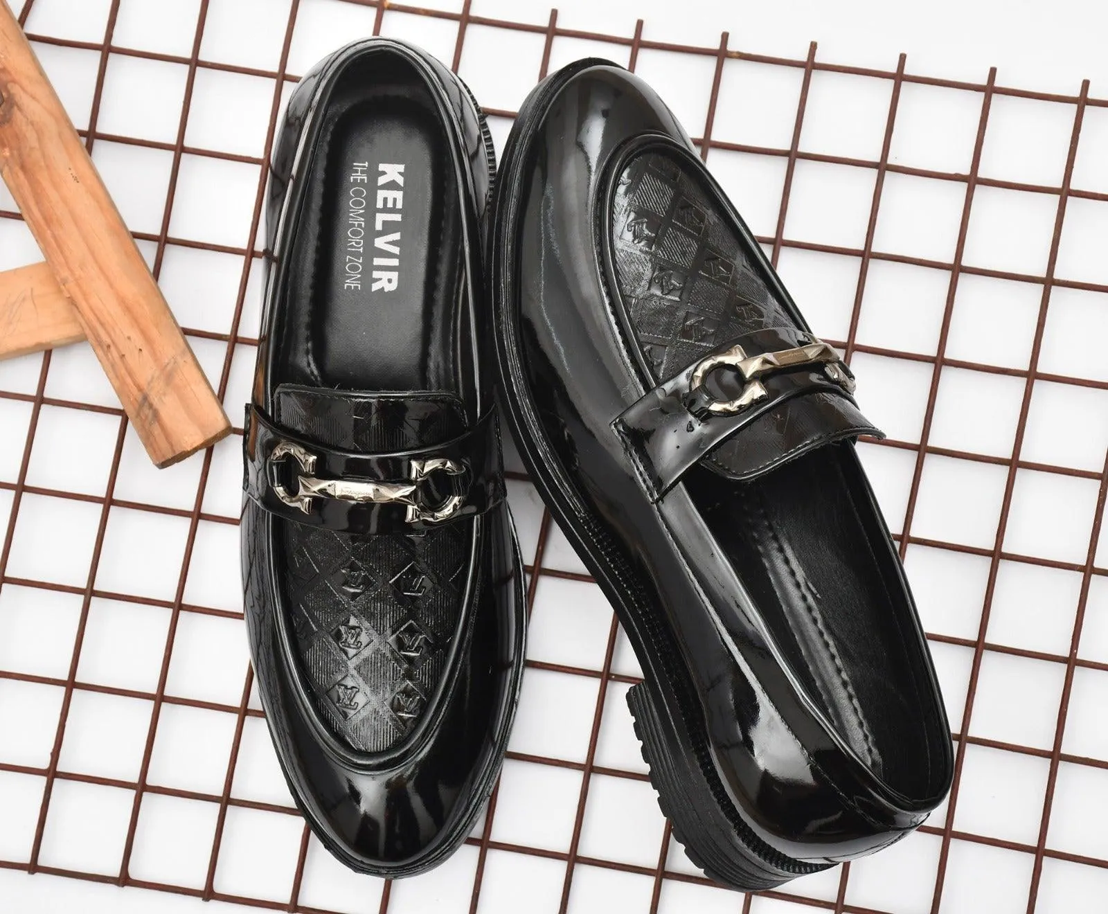 Kelvir Fashionable Partwear Casual Loafer Shoes For Men's. Lincoln Loafers