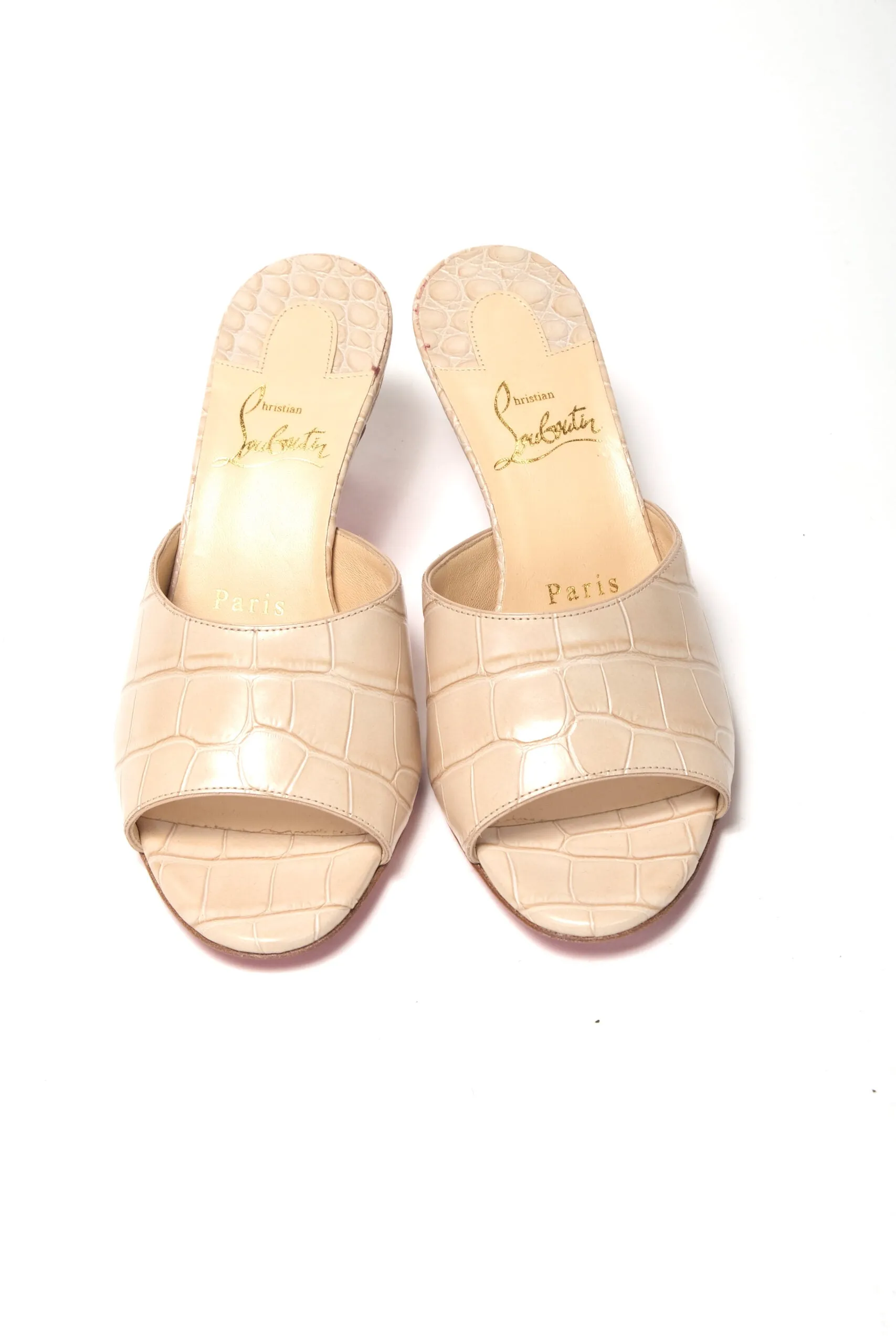 Flat Shoes That Look Good With Dresses Christian Louboutin Nougat Kitten Heel Mule Leather Shoes