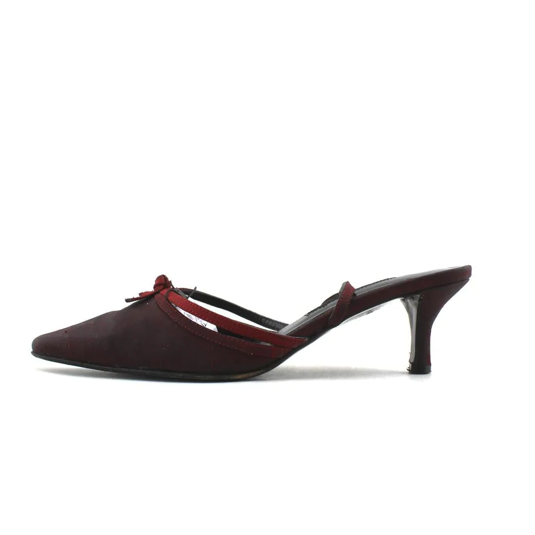 ANN TAYLOR . C Slide