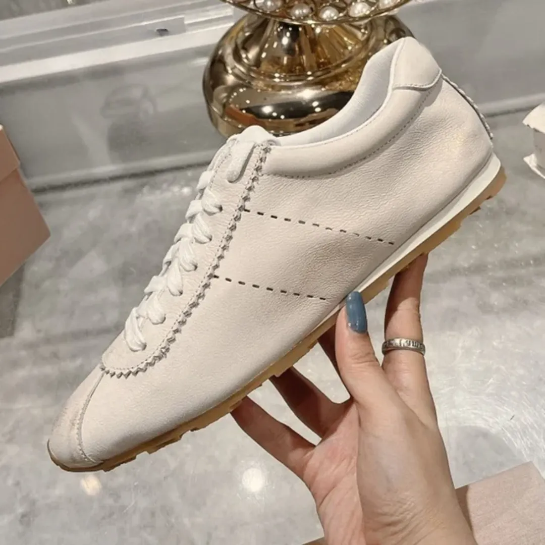 Beth Sneakers Clementine - Elegant Lace-Up Sneakers for Women