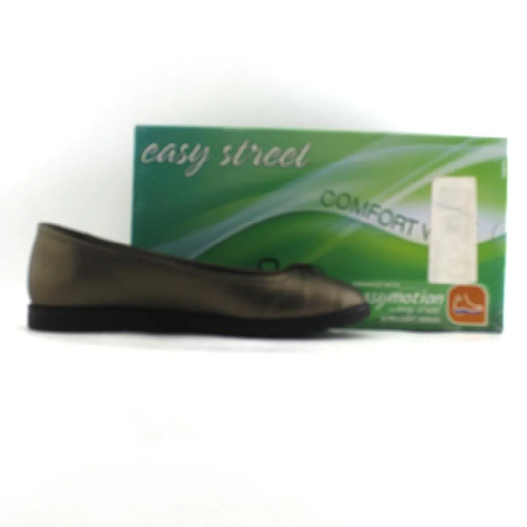 Easy Knitted Slippers EASY STREET GIDDY