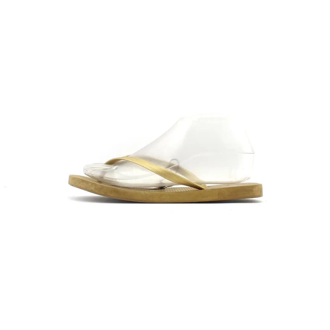 OLD NAVY MADE IN BRAZIL Tazman Slippers