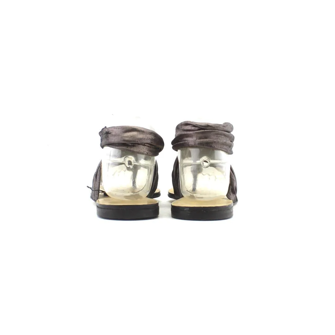 Slide Shoe ALL BLACK .