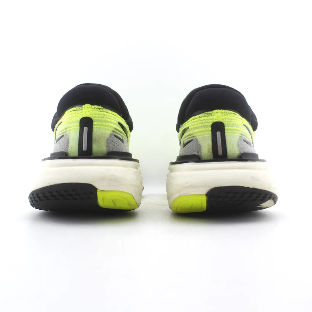 Best Shoes To Run A Marathon NIKE ZOOM X RUN