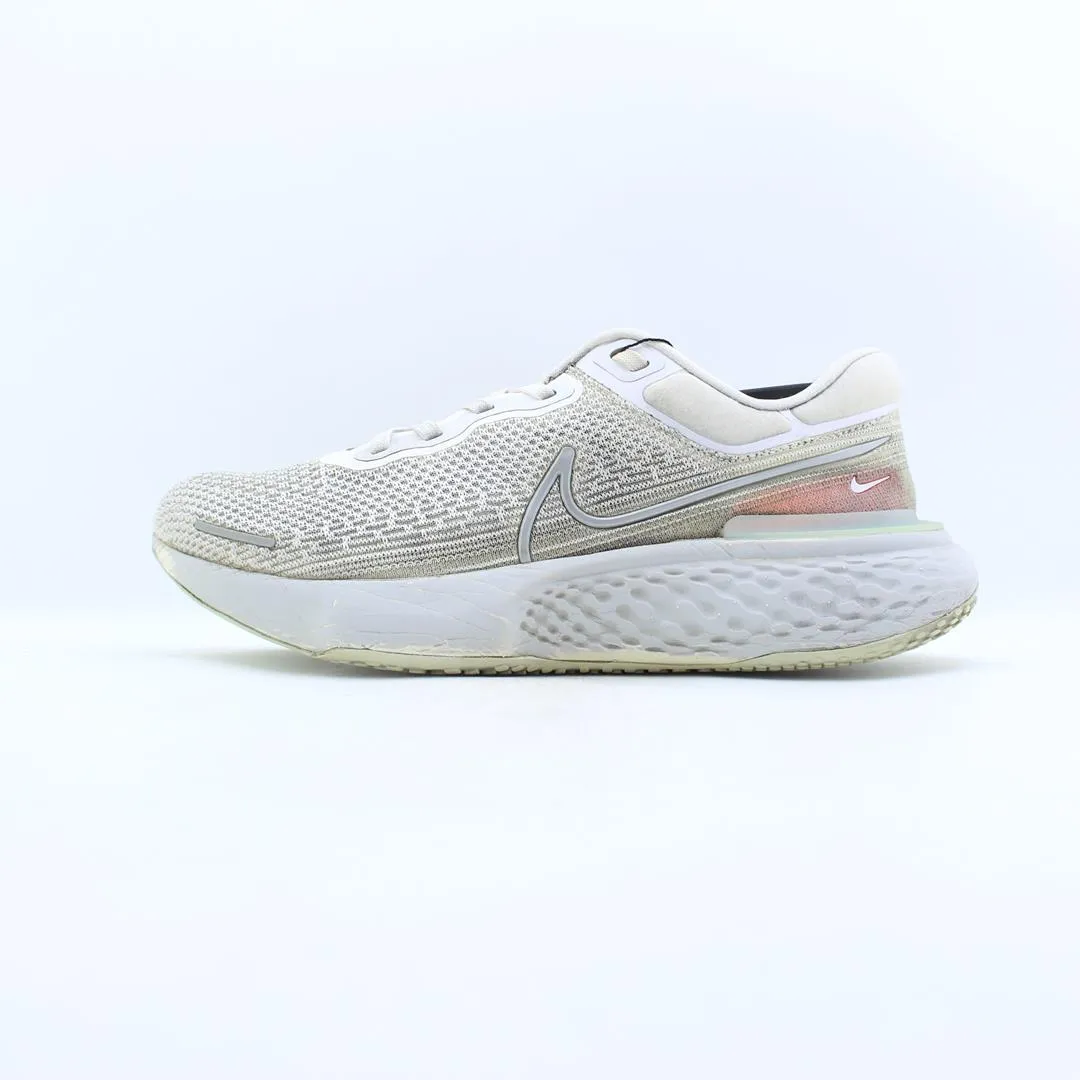 NIKE ZOOM X INVINCIBLE Low Heel Drop Running Shoes