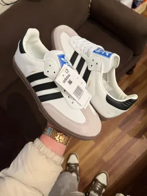 Unisex Samba Og Sneakers Shoes For Men And Women Badminton Shoes Asics