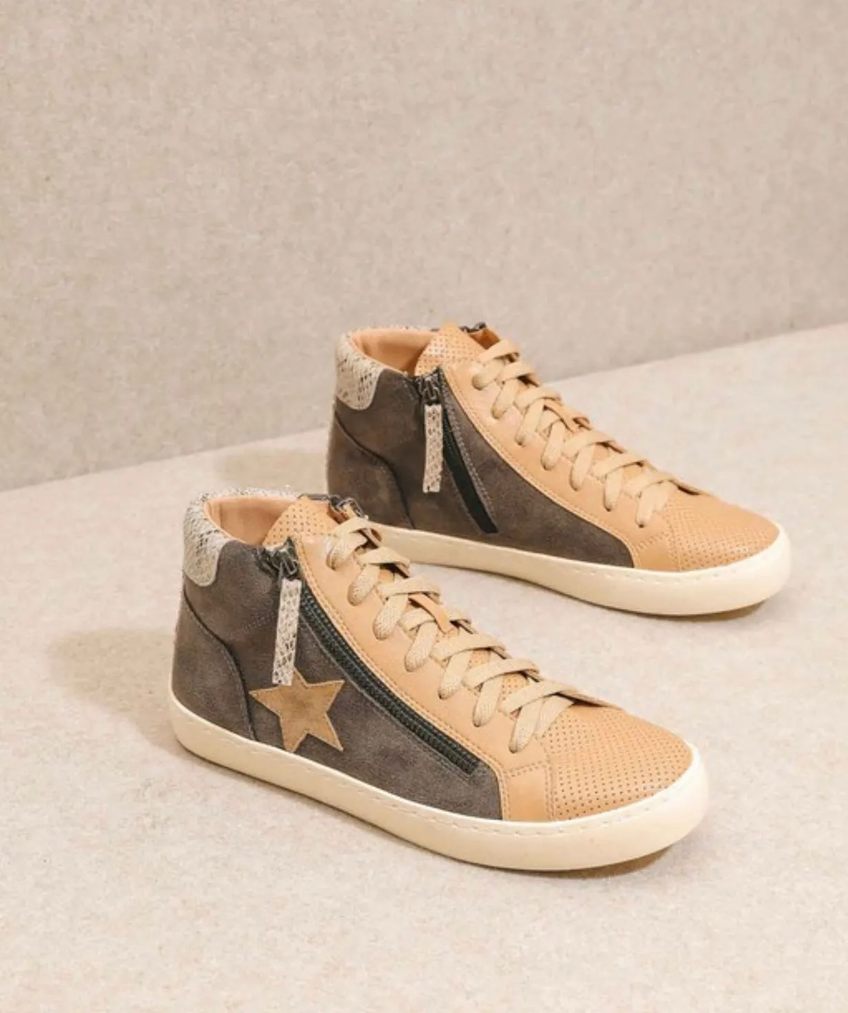 Sneakers Sites Ellie : Leather High Top Sneakers