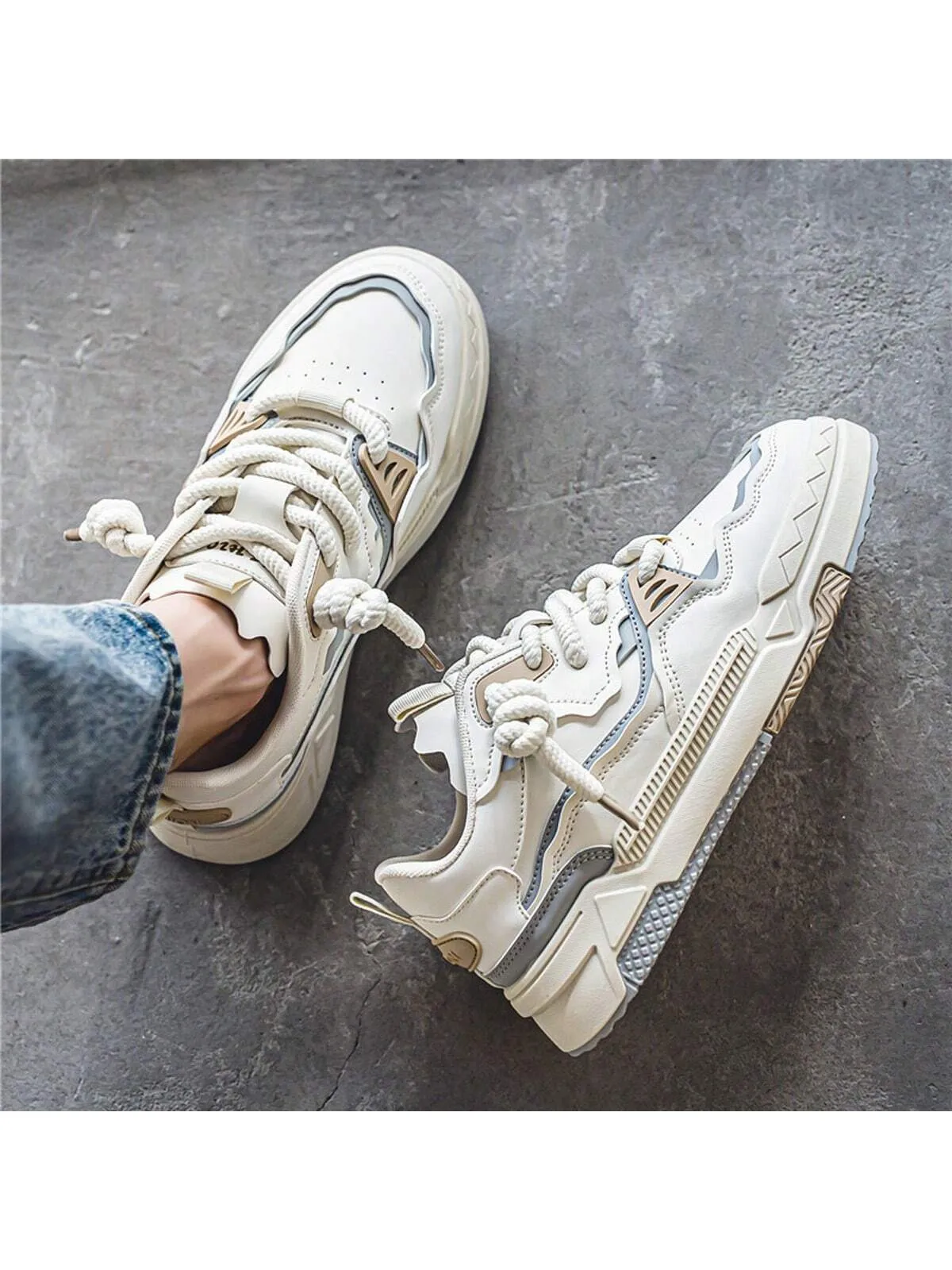 Bogo Sneakers New Korean Style Fashionable Low Top Sneakers for Men