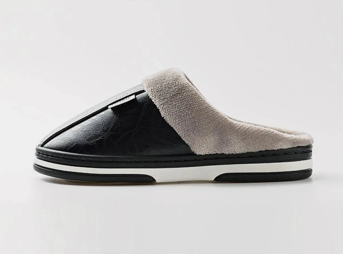 Smilie Face Slippers FitVille Men's Plush House Slippers