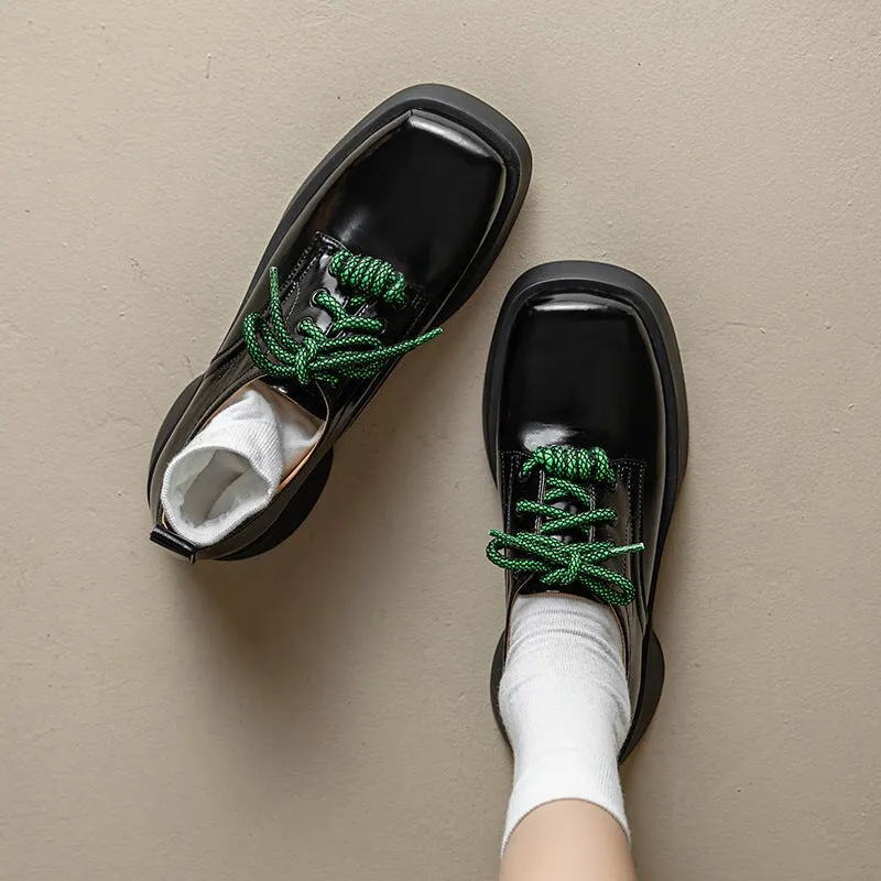 Women Square Toe Lace Up Chunky Derby Shoes in White/Black Kiltane Oxford