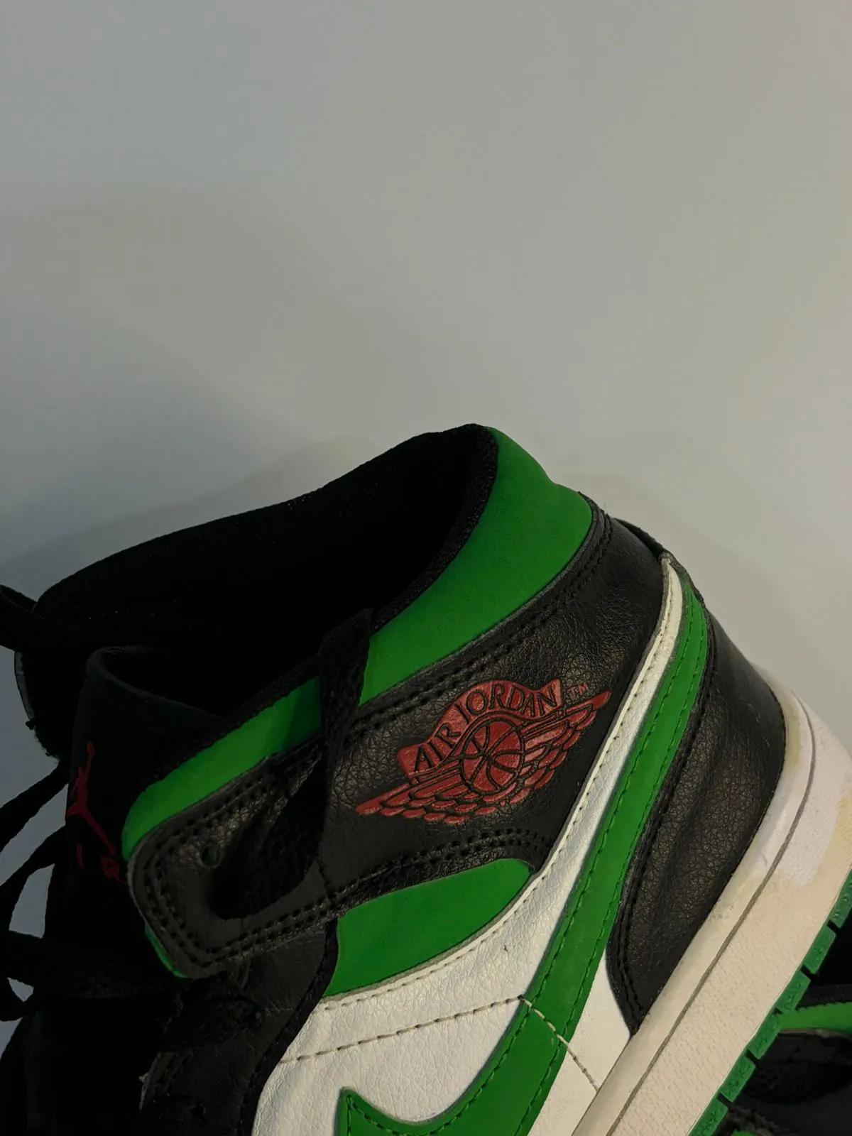 Nike Jordan 1 Retro High Running Shoes Similar To Asics Nimbus