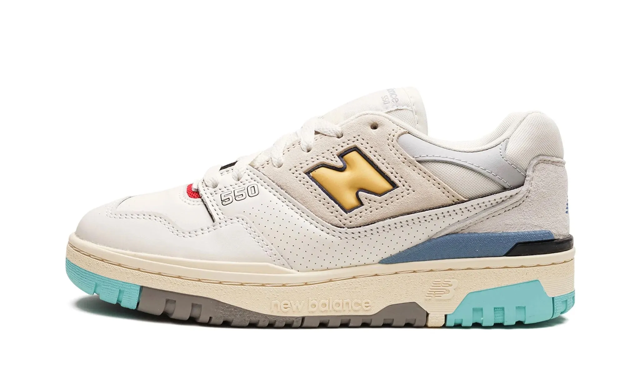 NEW BALANCE 550 SEA SALT YELLOW Womens Wide Width New Balance