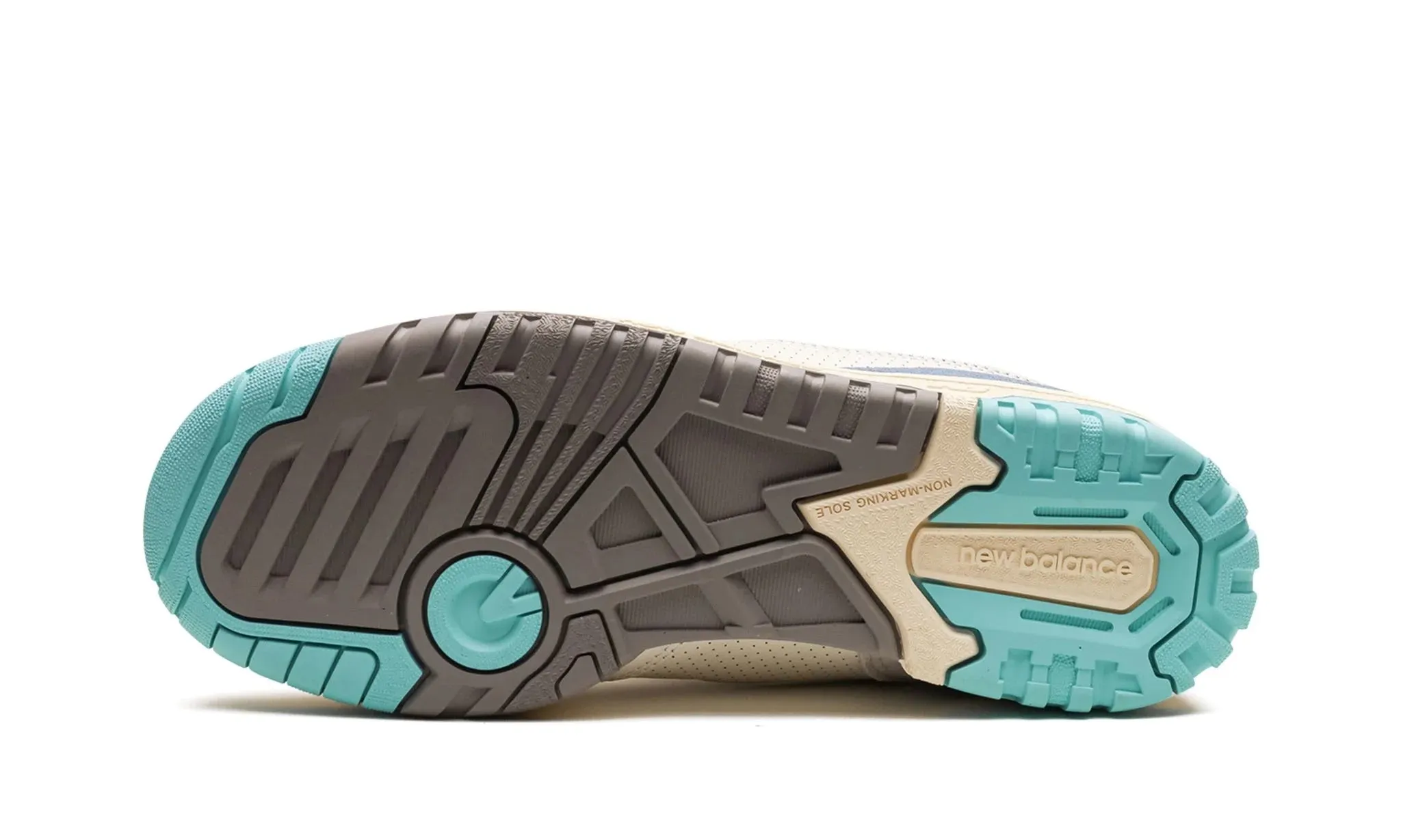 New Balance Disney Shoes NEW BALANCE 550 SEA SALT YELLOW