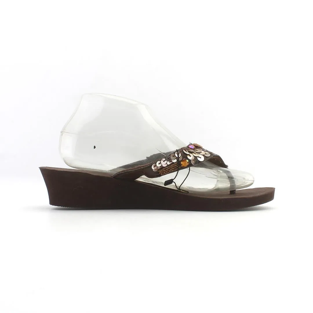 ESNY . Fluffy Cow Slippers