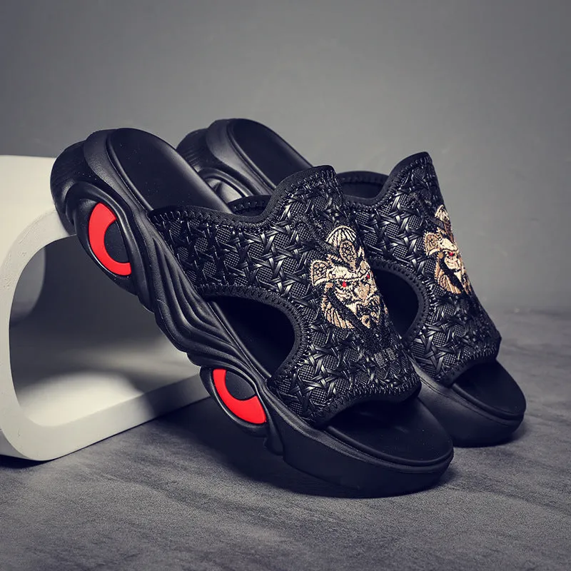 Feet With Slippers Men Beach Shoes Men's Slippers Fashion Outdoor Casual Beach