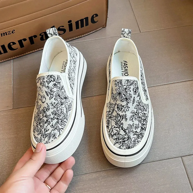 Cali Wedge Sneakers Leona - Stylish Casual Sneakers for Women