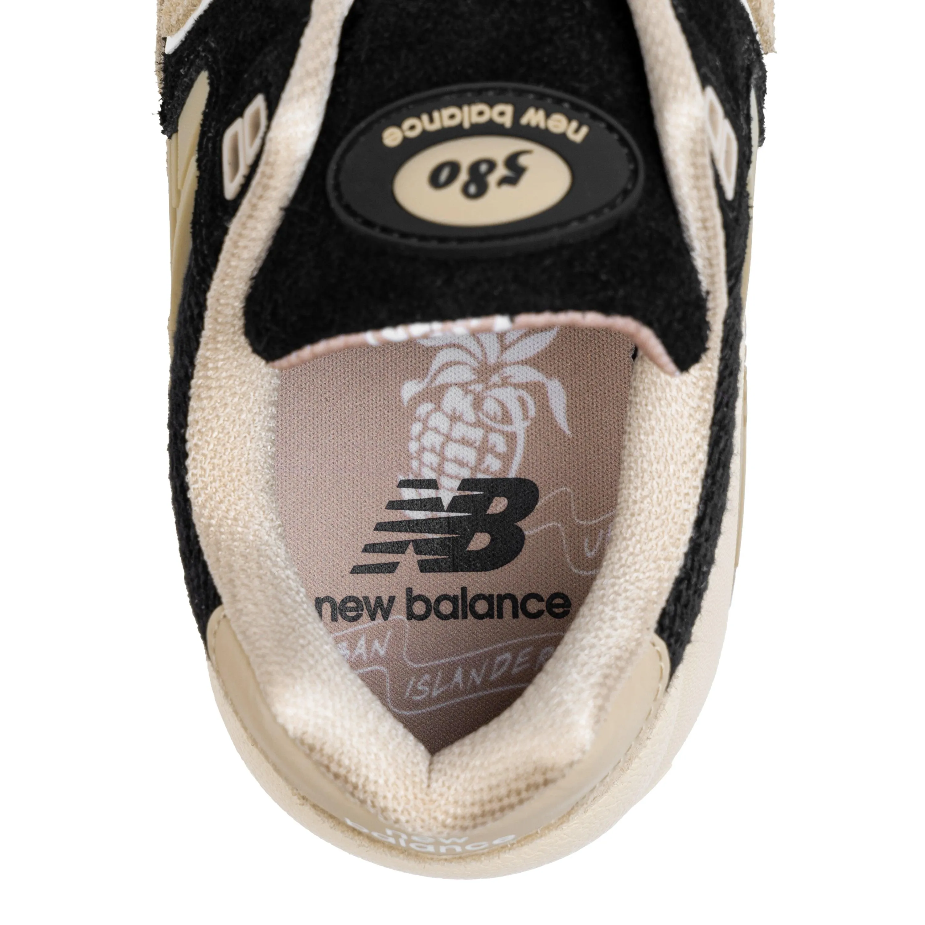 Pink Women New Balance   Limited Edt   SBTG 'Urban Islander II'