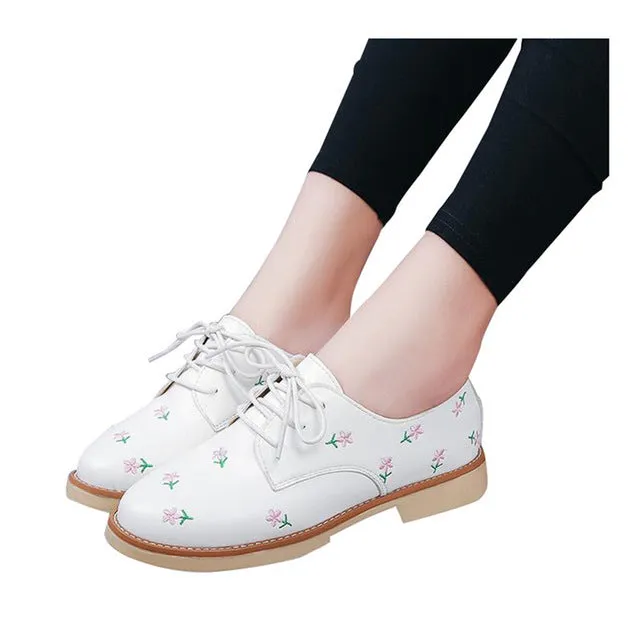 Women Flower Decorate Oxfords Shoes Oxfords Or Loafers