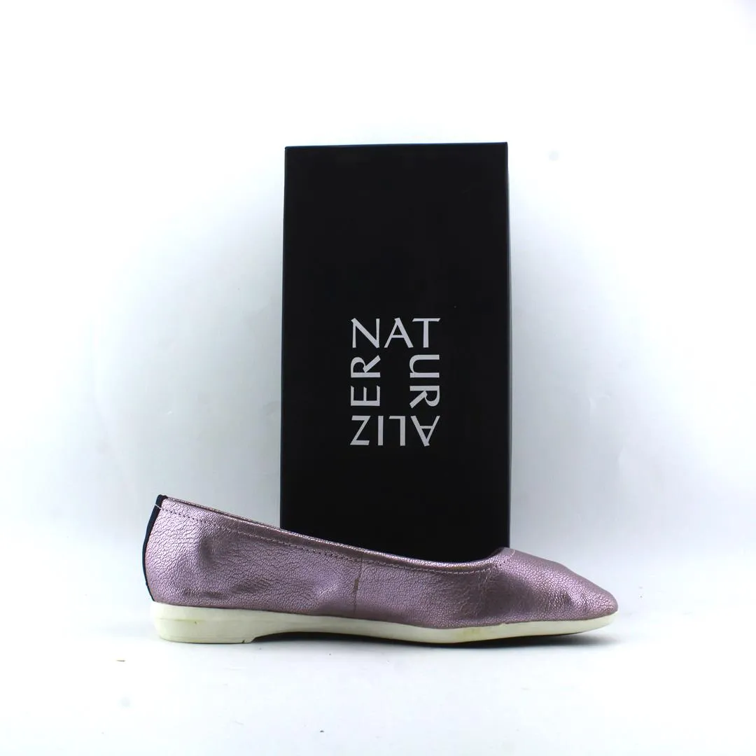 Wallace And Gromit Slippers NATURALIZER ALYA, LAVENDER METALIC