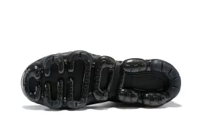 Nike Air Vapormax Flyknit 2 Black Gold Shoes Sneakers Men Sale Size US 7, 8, 8.5, 9, 10, 11 Aldo Sneakers