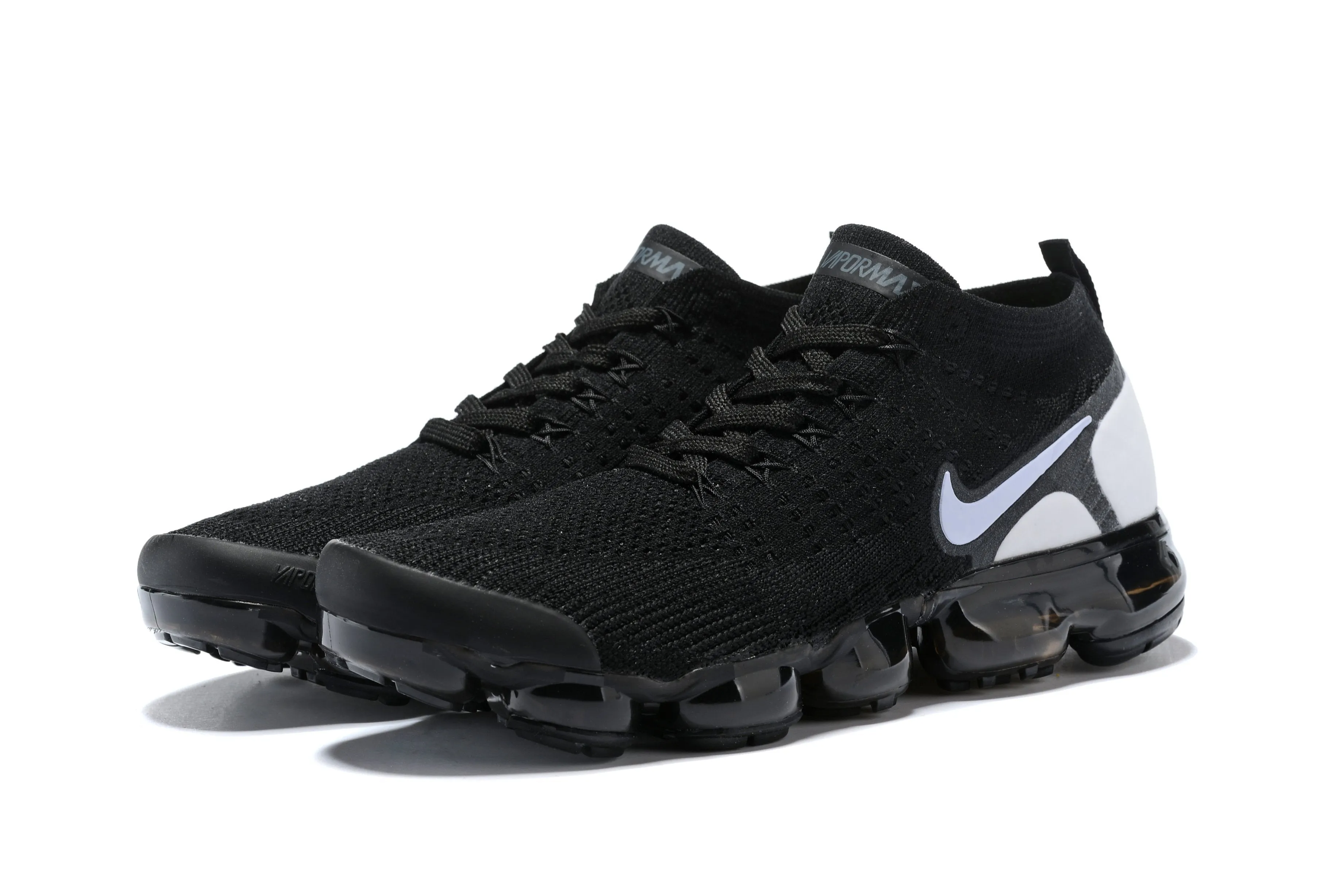 Good Feet Sneakers Nike Air Vapormax Flyknit 2 Black White Shoes Sneakers Men Sale Size US 7-11