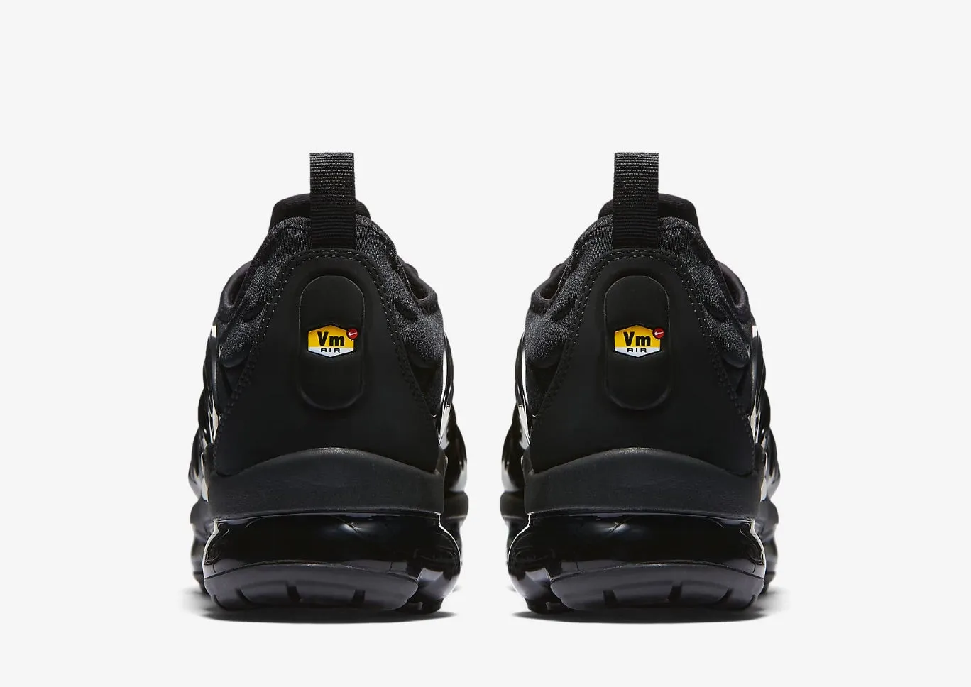 NIKE AIR VAPORMAX PLUS TRIPLE BLACK Asics Rare Wrestling Shoes