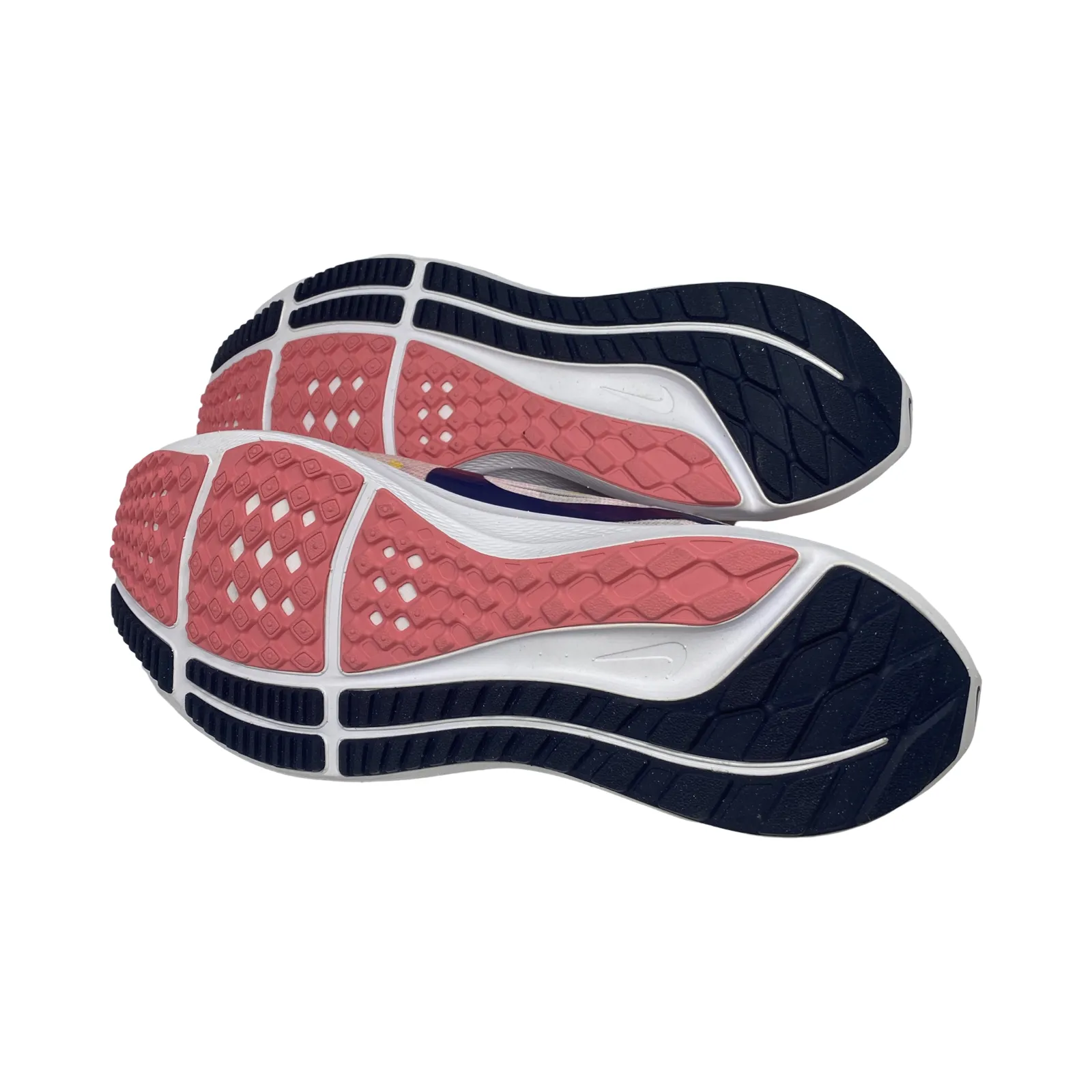 White Lace Up Sneakers Nike Air Zoom Pegasus 40 Sneaker