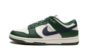 NIKE DUNK LOW GORGE GREEN MIDNIGHT NAVY (W) Asics Unisex Superblast Running Shoes