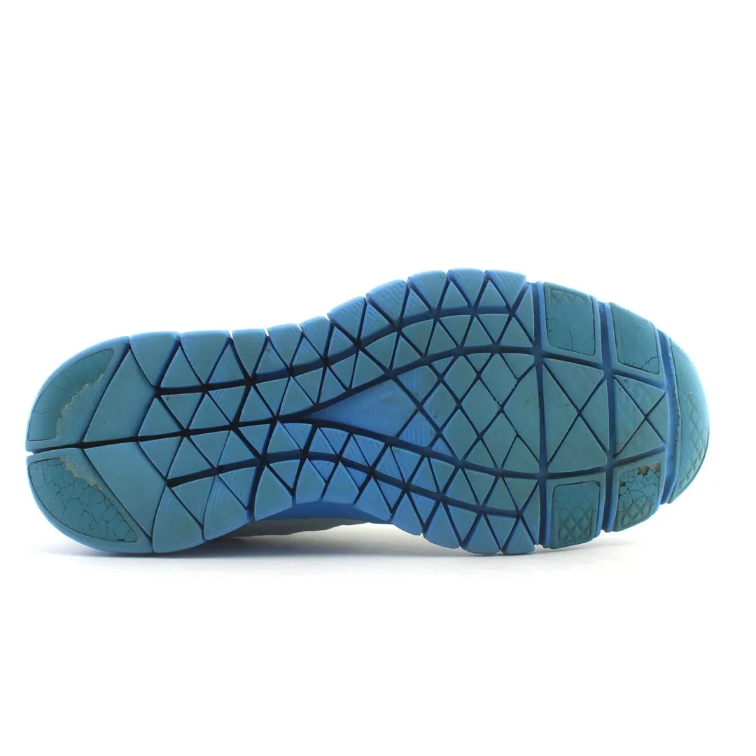 Running In Lifting Shoes NIKE TRAINING FREE TR FIT