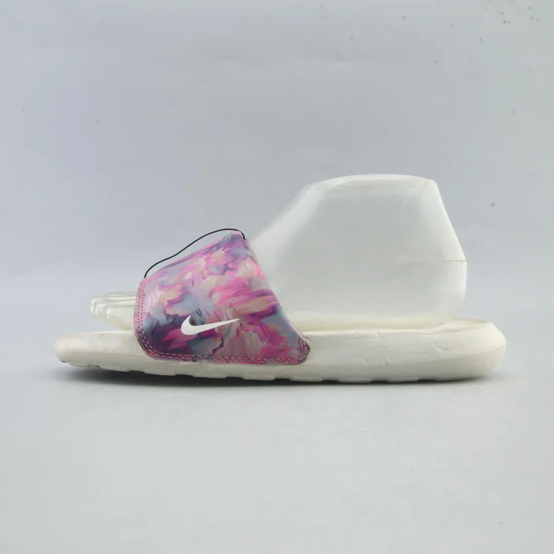 NIKE  VICTORI ONE Boobie Slippers