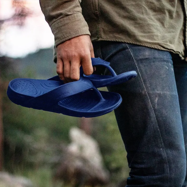 NUUSOL MEN'S CASCADE FLIP FLOP Funny Christmas Slippers