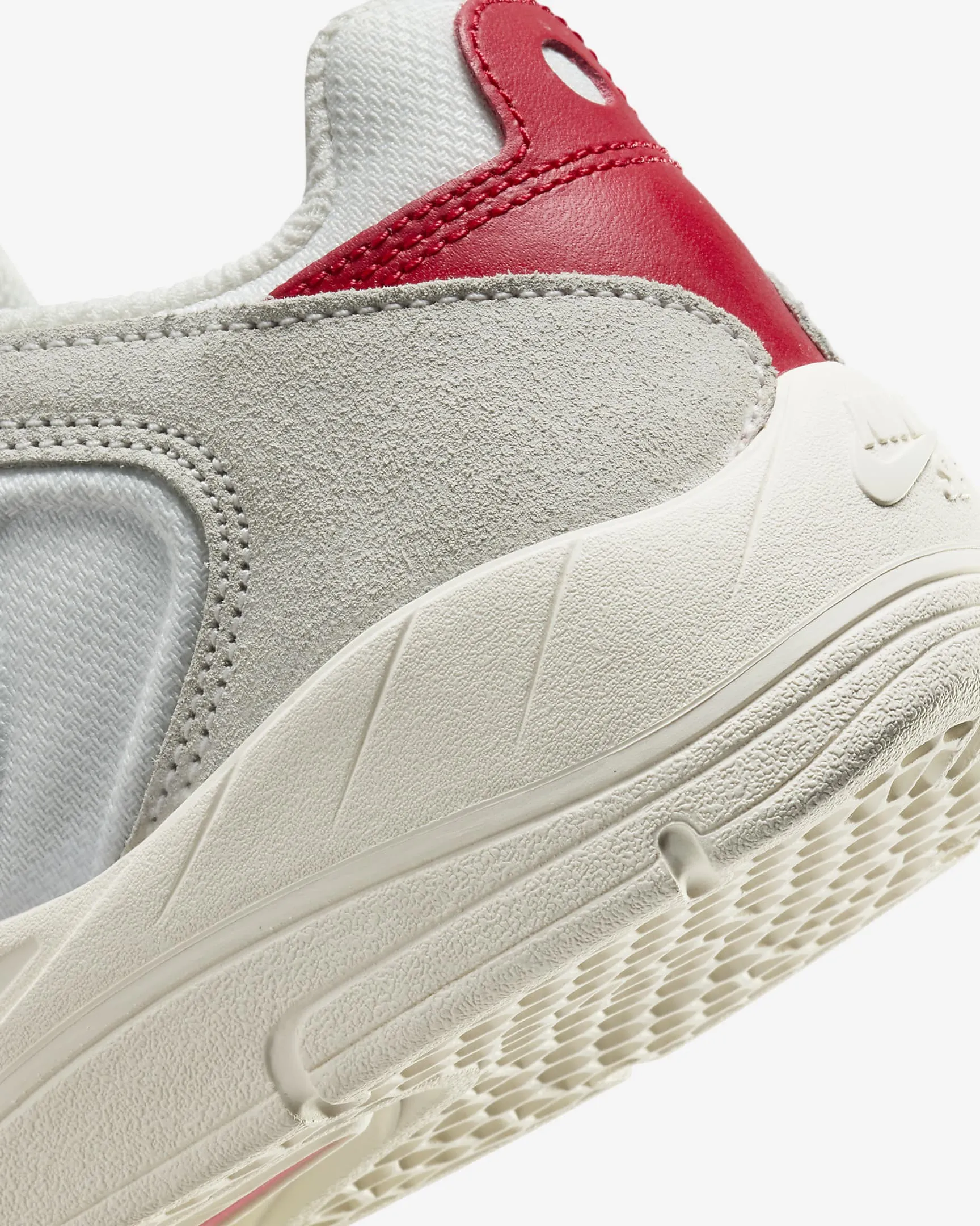 Asics Conviction X Cross-trainer Shoe Nike SB Vertebrae FD4691-100 Summit White/University Red (In Store Pickup Only)