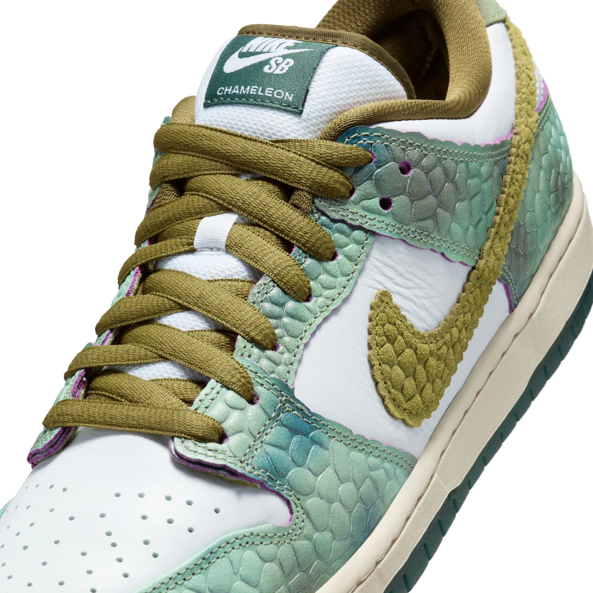NIKE SB DUNK LOW PRO "CHAMELEON" OIL GREEN/DESERT MOSS-WHITE Asics Tiger Cheer Shoes