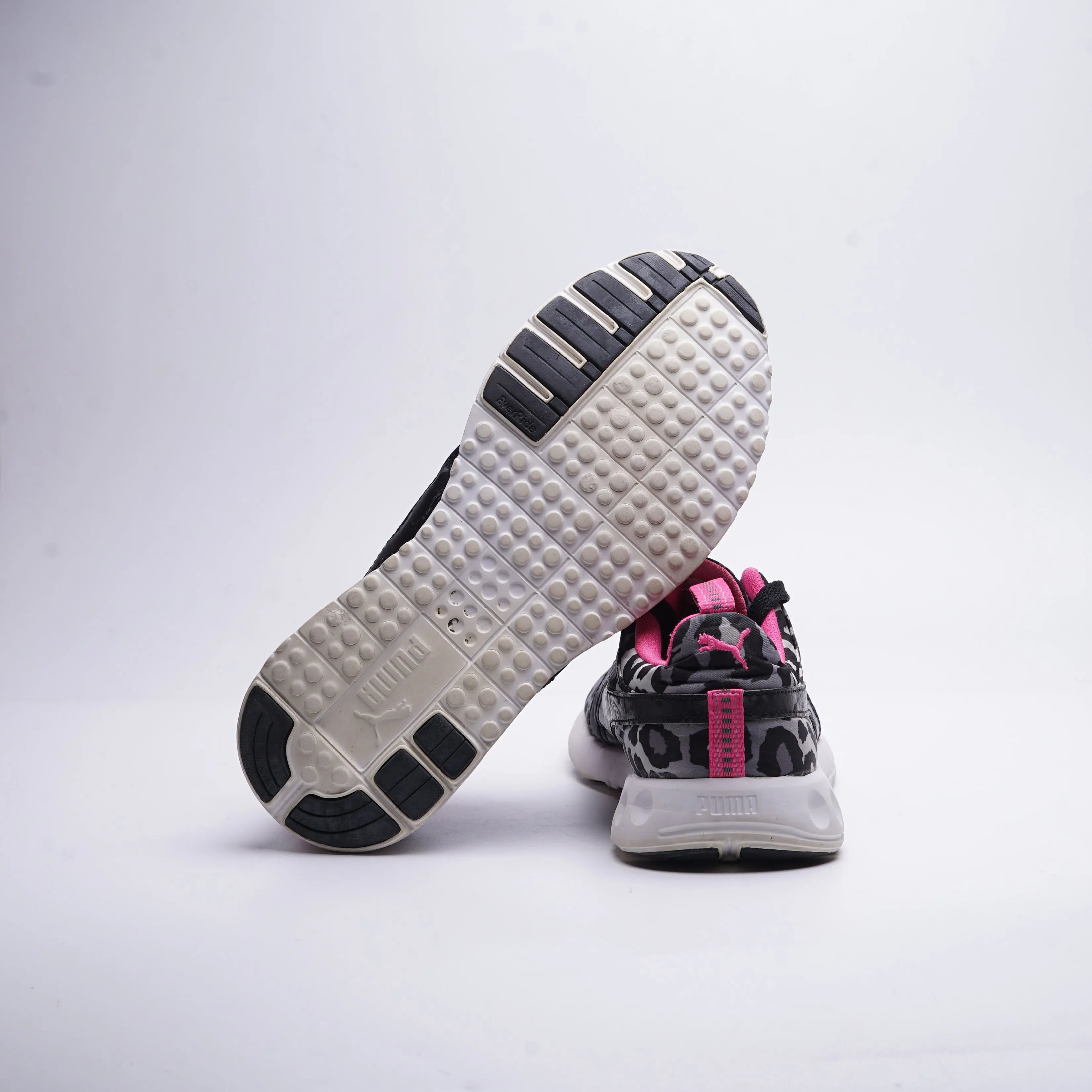 Puma Love Athletic Women Runner Stability Asics Shoes