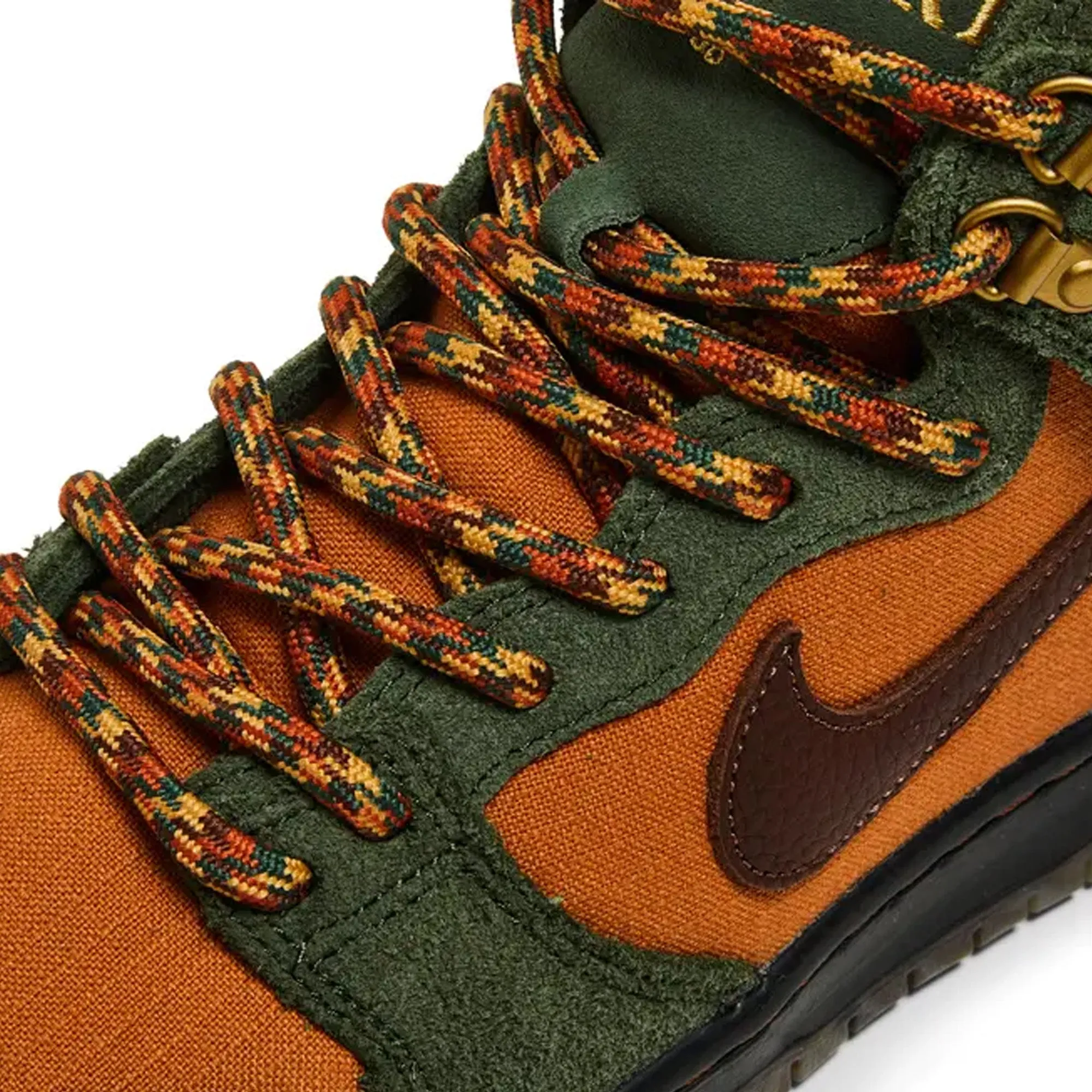 Asics Vs Under Armour Running Shoes SB Dunk High x PassPort 'Work Boots' (2022)