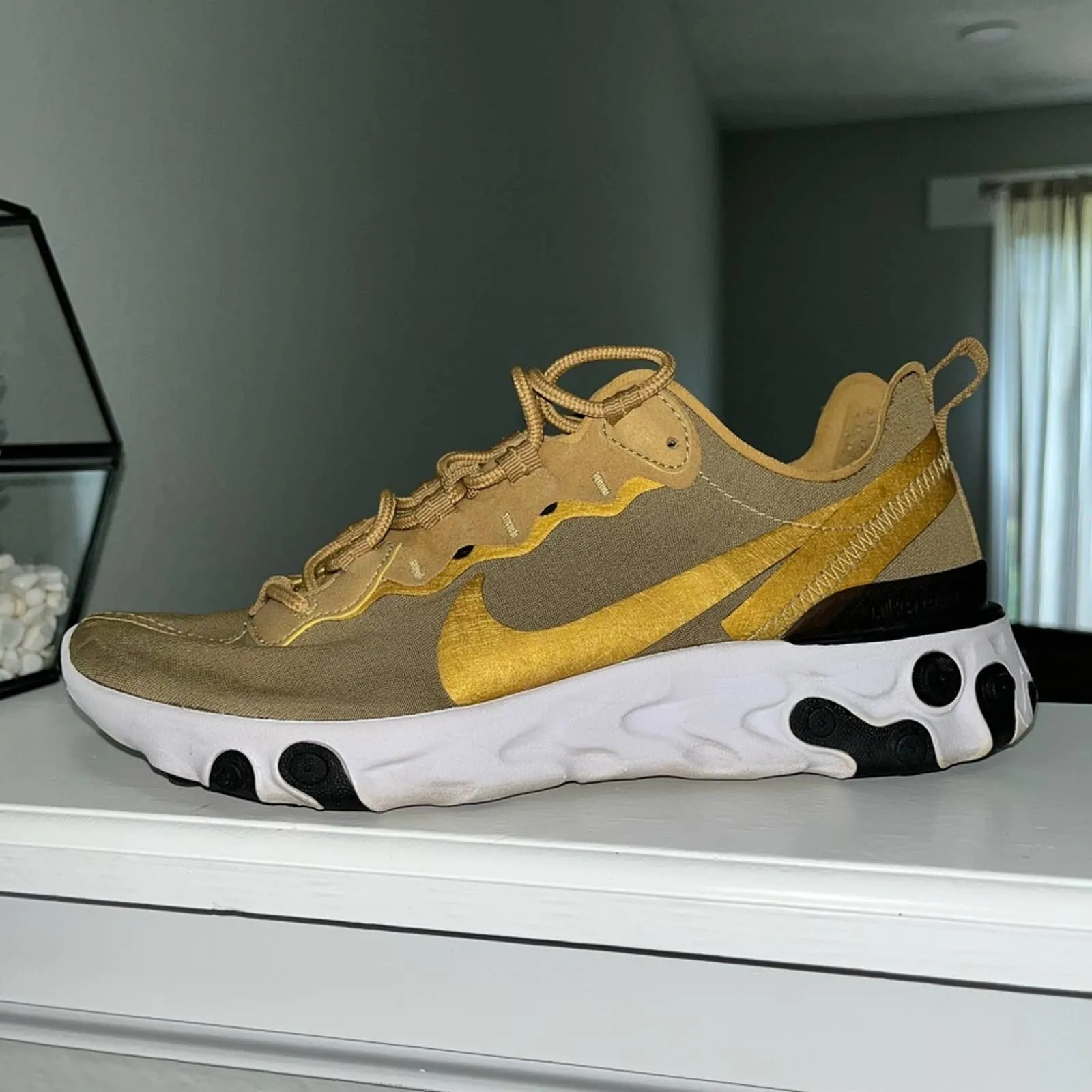 Size 6 Nike React Element 55 'Metallic Gold' Tennis Shoes Asics Gel Kahana 8 Running Shoe