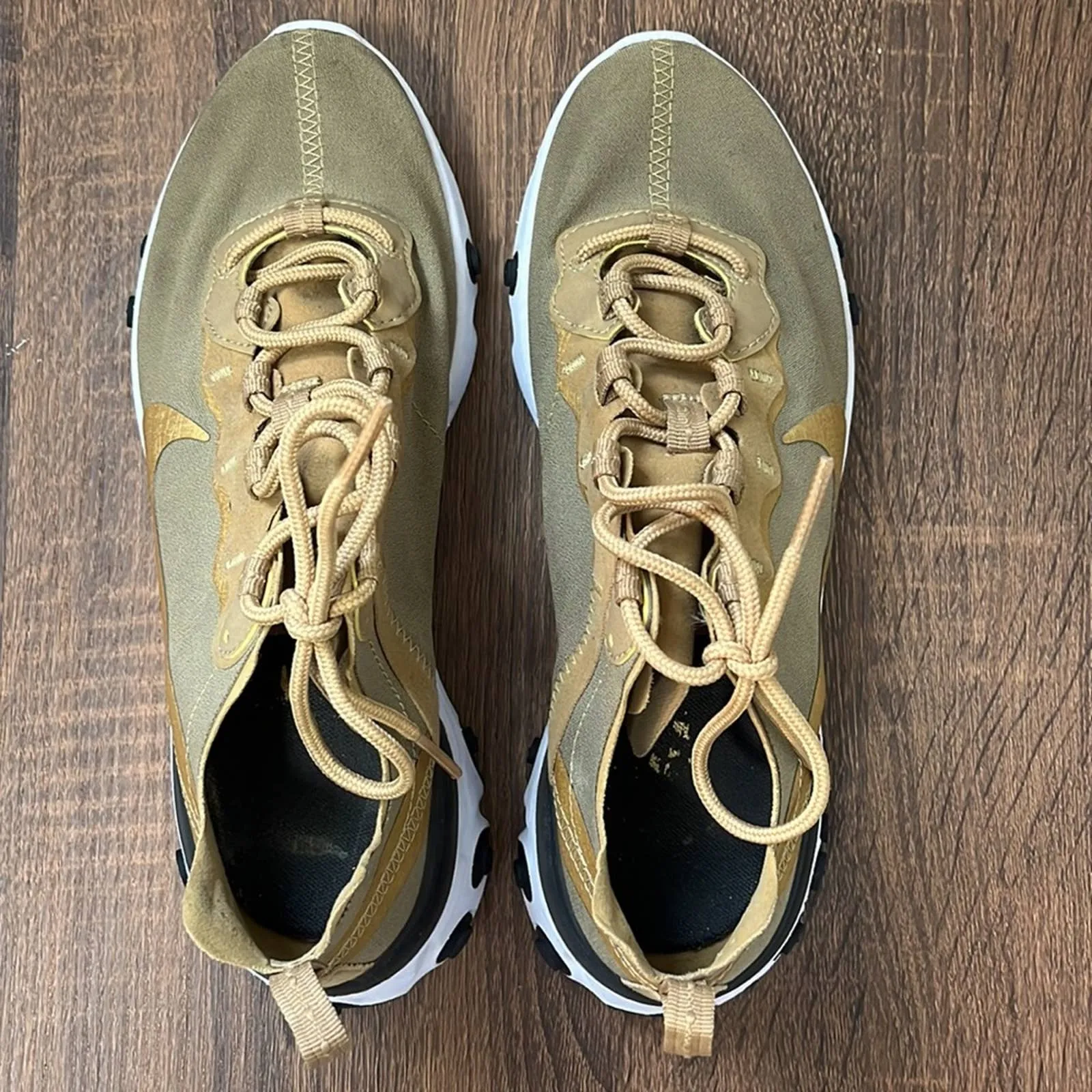 Size 6 Nike React Element 55 'Metallic Gold' Tennis Shoes Asics Volleyball Shoes Olympics