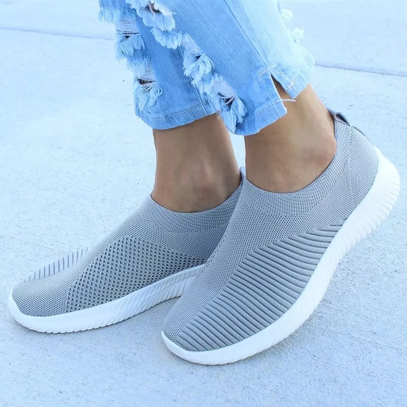 Women Shoes Knitting Sock Sneakers Women Spring Summer Slip On Flat Shoes Women Plus Size Loafers Flats Walking krasovki Famela Loafers Star