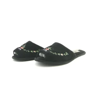 JENNIFER YOUNG . Pack Of Slippers