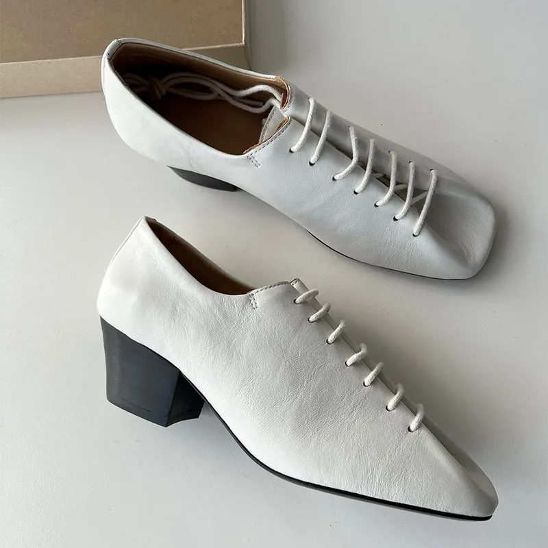 Slouchy Square-Toe Lace-Up Lambskin Derby Flats/Mid Heels  Black/Beige Cordovan Oxfords