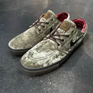 Shoes Similar To Asics Novablast 5 Nike SB Janoski OG  SE Velvet