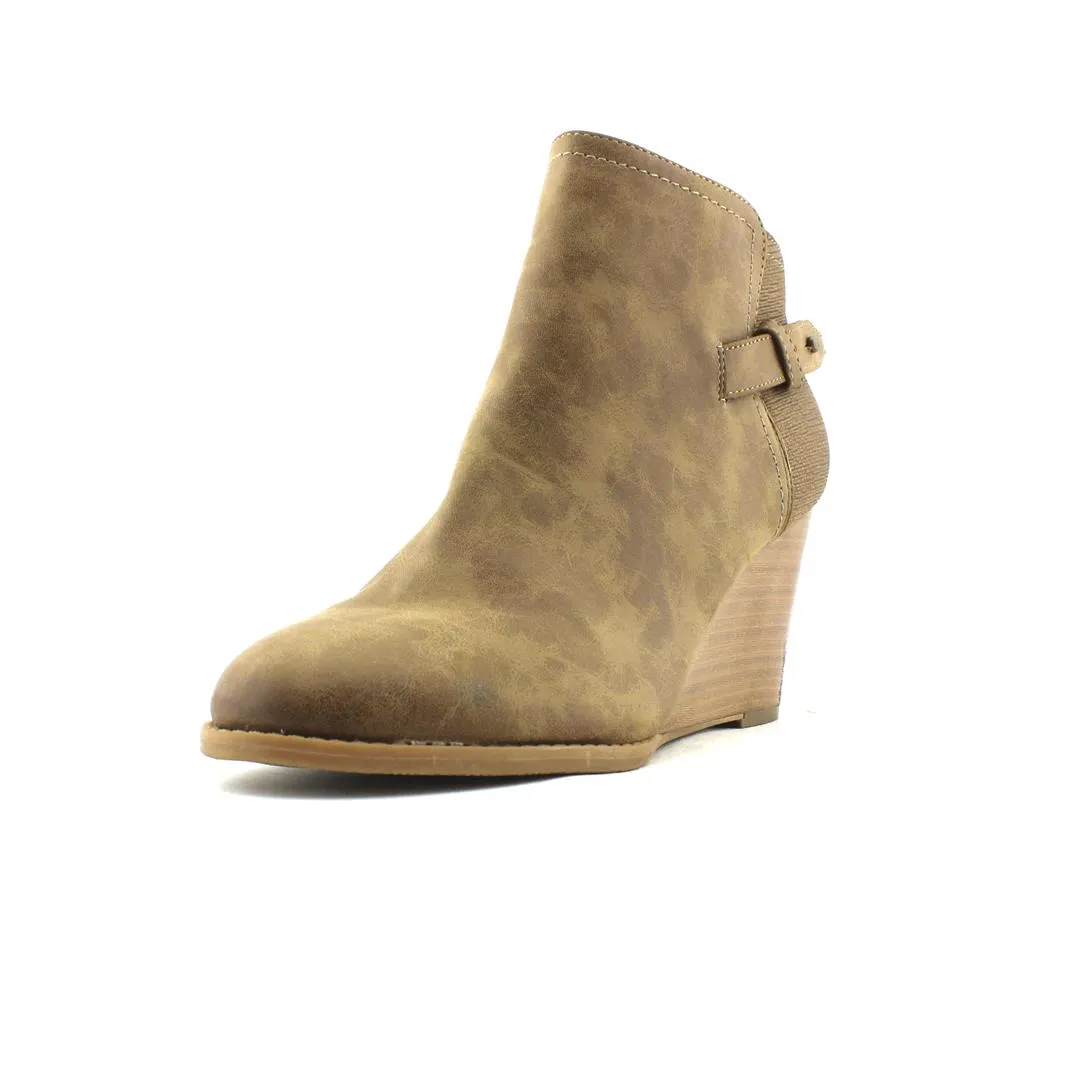 HOKUS POKUS . Slippers For Vegans