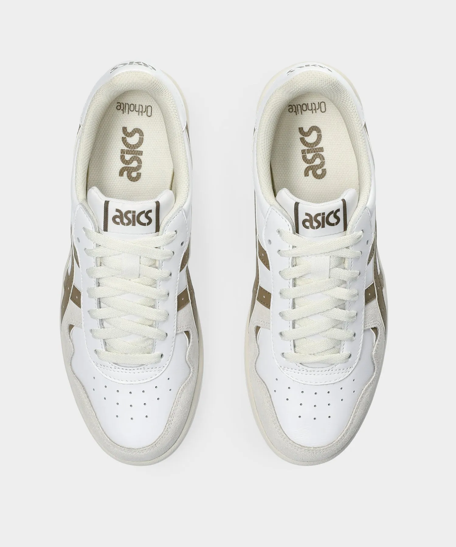 Asics Japan S in White   Pepper Asics Trabuco Max 3 Running Shoe