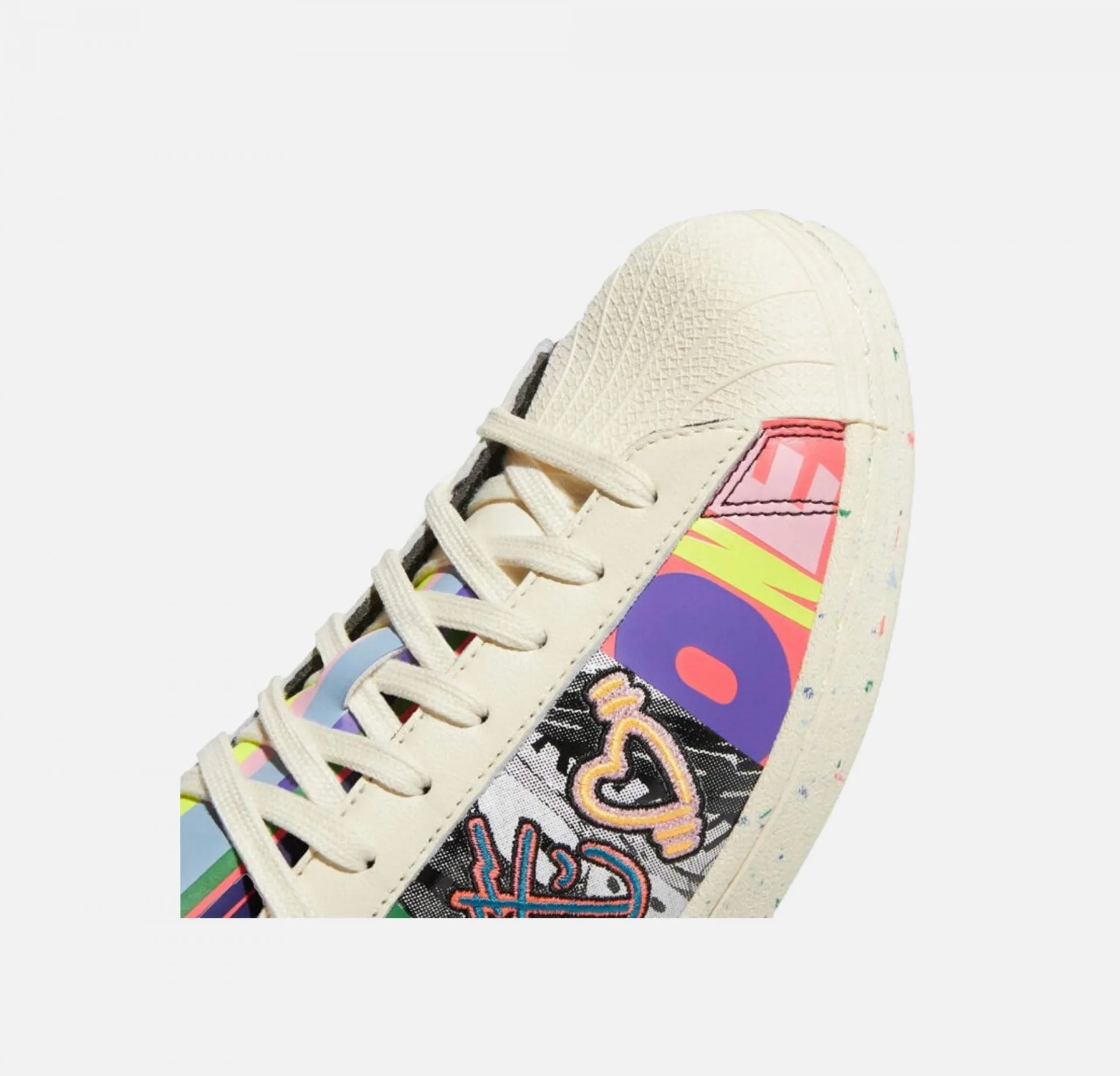 Adidas Nora Skate Shoe Adidas Originals | SUPERSTAR PRIDE { CREAM WHITE / CORE BLACK