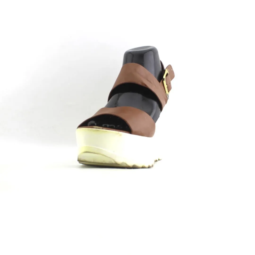 CALL IT SPRING . Slippers With Back